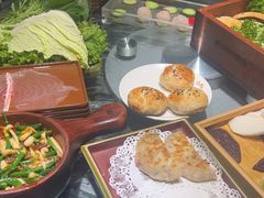 -慢丽江·云南野生菌土鸡锅(付家庄店)