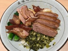 卤味三拼-狮头牌卤味研究所·卤味饭(花城汇南区店)