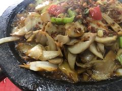 杏鲍菇石锅饭-天津理工大学-学生第2食堂