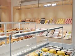 面包甜点陈列柜-好利来(红旗万达店)