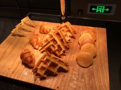 -顺德联塑万怡酒店·万荟轩自助餐厅