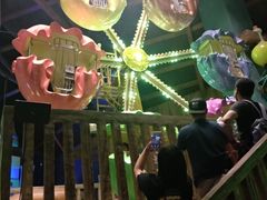 -蓝精灵乐园·世茂精灵之城主题乐园
