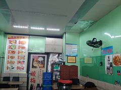 -红帽小馆(向阳路店)