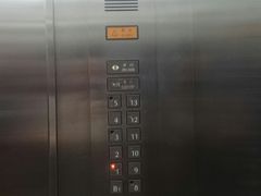 -上海置地广场(南京东路店)