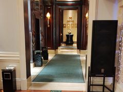 -王府井酒店(金桥港湾店)