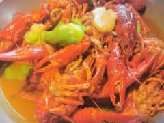 至尊黄焖龙虾-沪小胖小龙虾(淮海中路旗舰店)