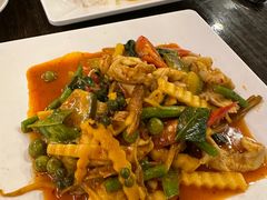 -J Daeng Seafood