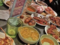 -釜御山海鲜烤肉火锅自助(新城市中心店)