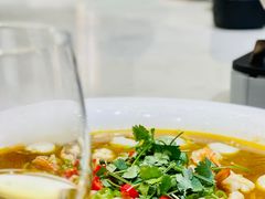 -泓历皇朝酒店(东亭店)