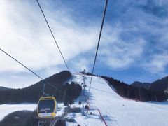 -丝绸之路山地度假区滑雪场
