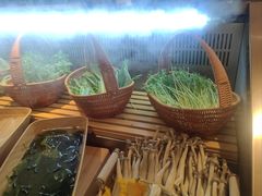 -牛YO寿喜烧·铁板烧和牛火锅自助(市府恒隆店)