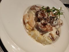 -港丽餐厅(来福士店)