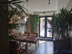 -HIGH FIVE哈福手工汉堡(桂林路店)