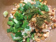 干油碟还没加油-肖肖酸萝卜鱼火锅(总店)