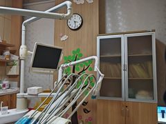 -上海仁爱医院口腔科 · 种植