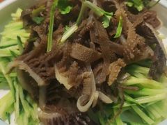 -老码头黑皮肘子锅包肉(赣水路店)