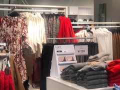 -H&M(鹏欣水游城店)