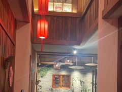 -挂旗柴锅鸡(蚌山区嘉年华店)