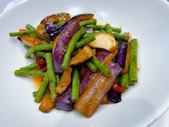 长豆角烧茄子-太极·粤菜餐厅(亚运村鸟巢店)