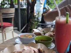 -Warung Babi Guling Ibu Oka 3