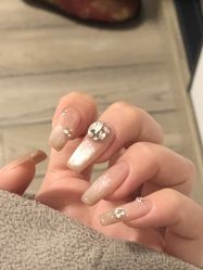 -UGIRL有个美甲