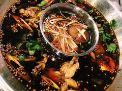 霸王牛蛙-味仙疯美蛙鱼头火锅(宜兴旗舰店)