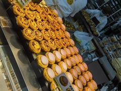 -鲍师傅糕点(青年汇店)