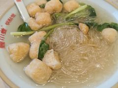油豆腐粉丝汤-小姜锅贴(凤凰街店)