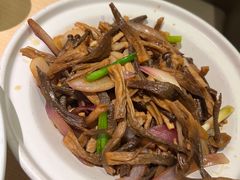 -吕氏疙瘩汤·海鲜新鲁菜(凯德mall新都心店)