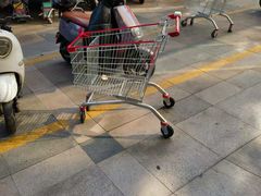 -大润发(何山店)