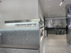-三只熊皮肤管理中心旗舰店