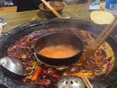 -黄潇洒老火锅(九眼桥宏济巷店)