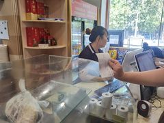 -闫家驴肉老店(华电一校店)