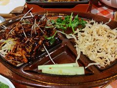 -老郑家东北春饼(龙悦居店)