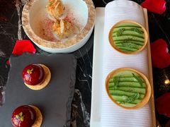 樱桃鹅肝-L'ATELIER de Joel Robuchon(外滩18号店)