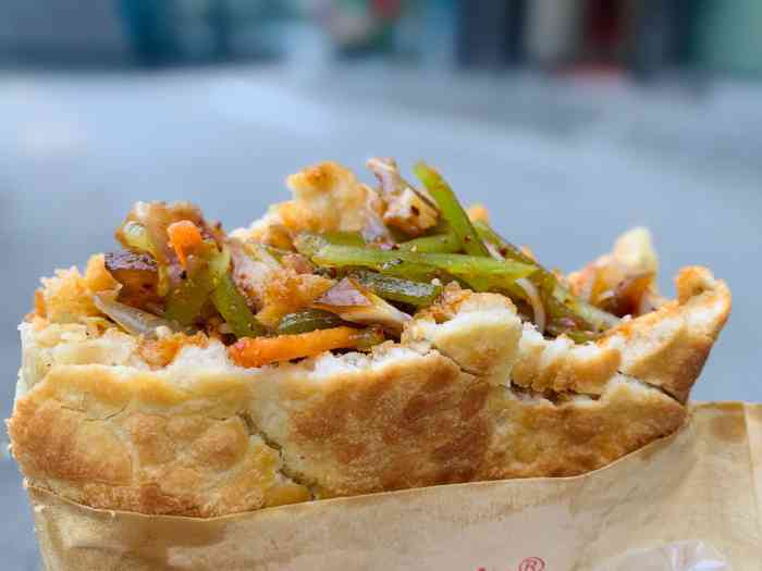 严太婆锅魁(文殊院店)-"去文殊院路上正好来撸个锅魁.想好了要试.