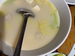砂锅白菜丸子豆腐-伊喜饺子·烤鸭(五道口学院路店)