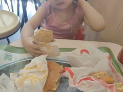 -麦当劳(欢乐谷店)