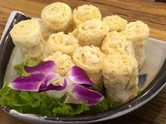 -毛辣果·贵州红酸汤牛肉火锅(西单店)