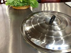 -粘豆包柴火铁锅炖