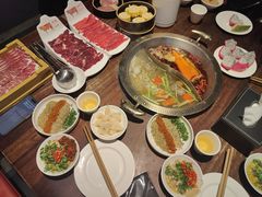 -巴邑火锅·夜宵(港隆广场店)