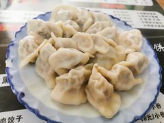 酸菜大肉饺子-东北熏肉大饼(大学南路店)