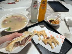 -高玛纳驴肉火烧(一世界店)