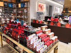 -VENCHI 闻绮(北京国贸商城店)