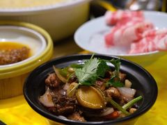 秘香鲍鱼鸡-领鲜天下·焗海鲜·花胶鸡(天目里店)
