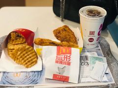 -麦当劳(轻轨曹杨路店)