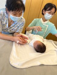 点击看大图 -和伊母婴护理中心·全套房(金山店)