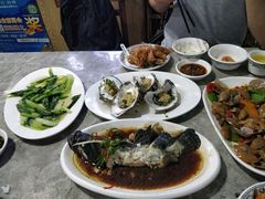 -四川小胡子海鲜(丁村万人海鲜广场店)