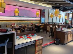 大堂-魏铭鱼头捞饭(晋阳路店)