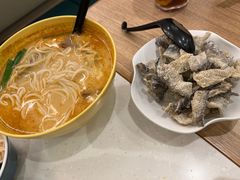 -谭仔米线(皇庭广场店)